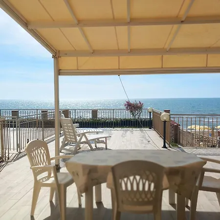 Lejlighed Onda Etrusca La Terrazza Sul Mare A